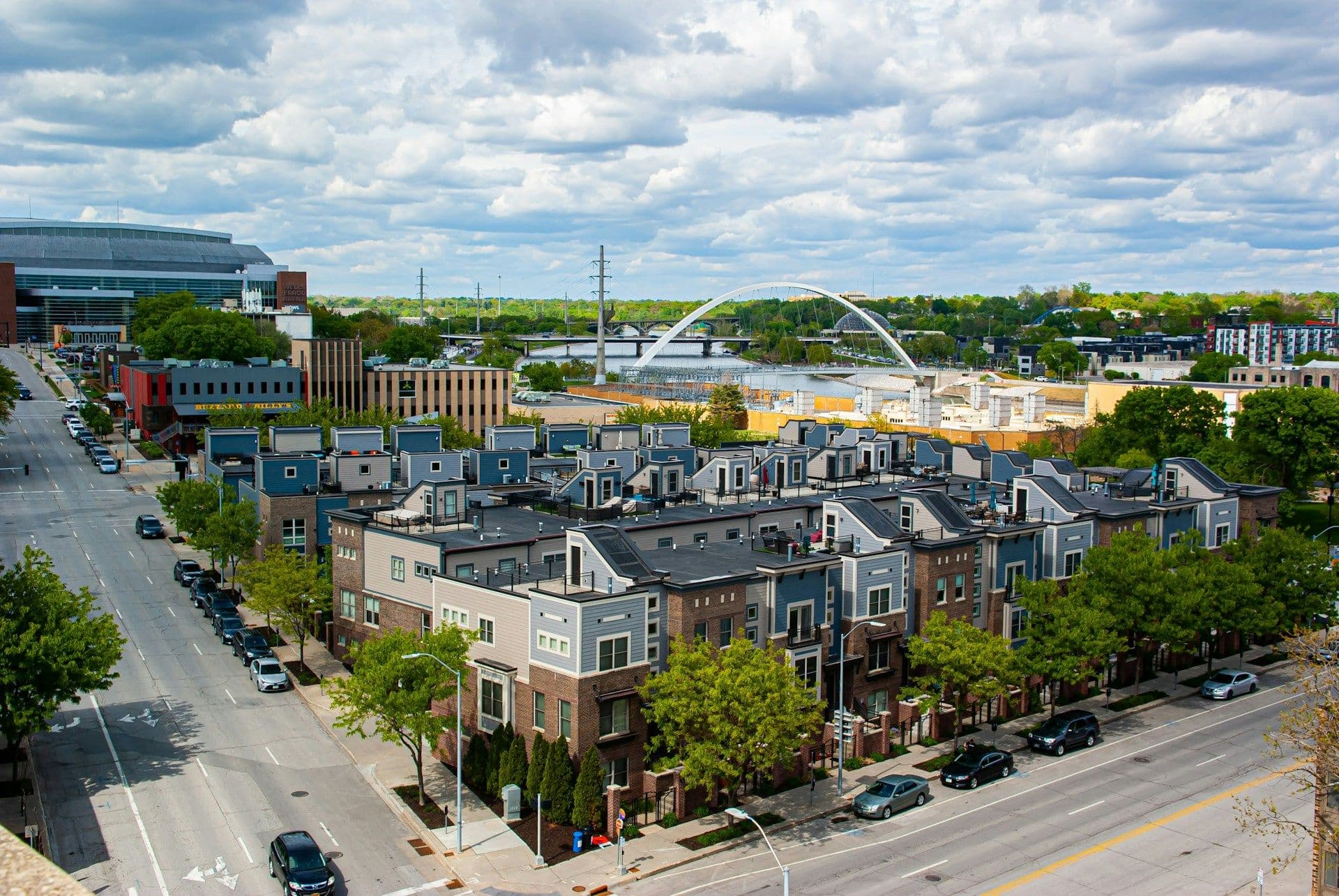 Iowa Car & Van Rental | Airport Van Rental