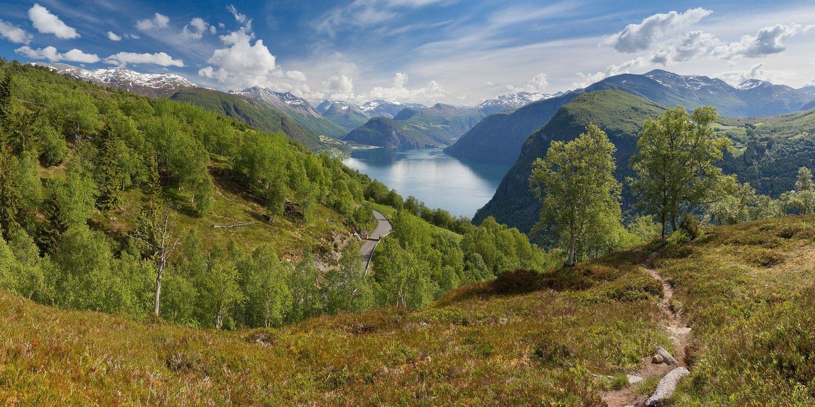 Norway Car Rental Deals Save Big on Your Road Trip